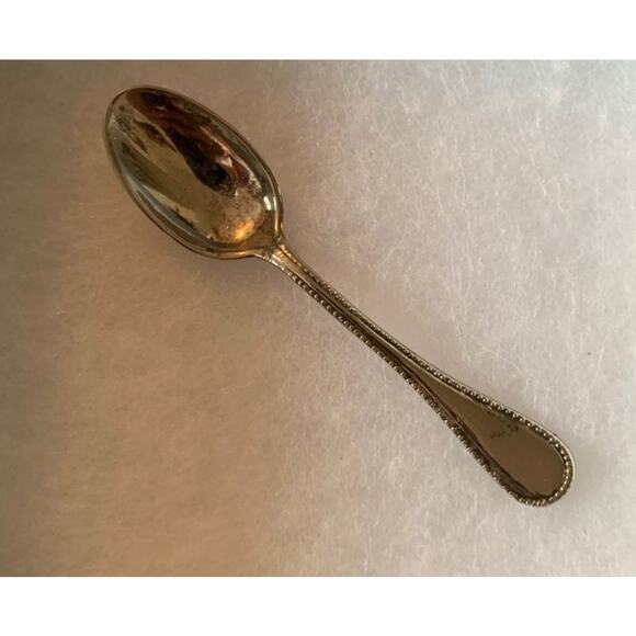 Vintage Tiny Sugar Spoon‎ - Picture 1 of 1